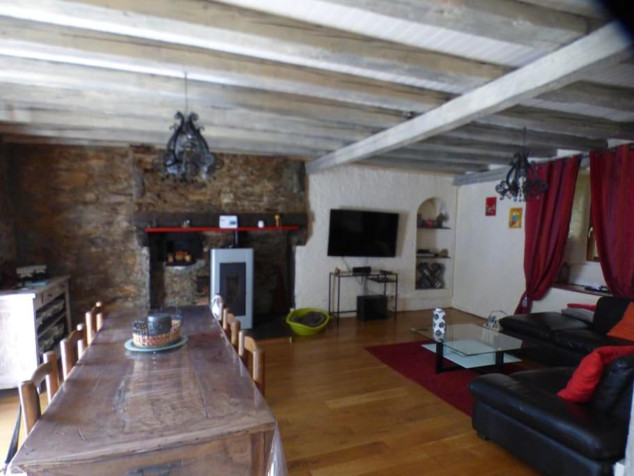 Maison Familiale Pour 8 Saint-Aventin Екстер'єр фото